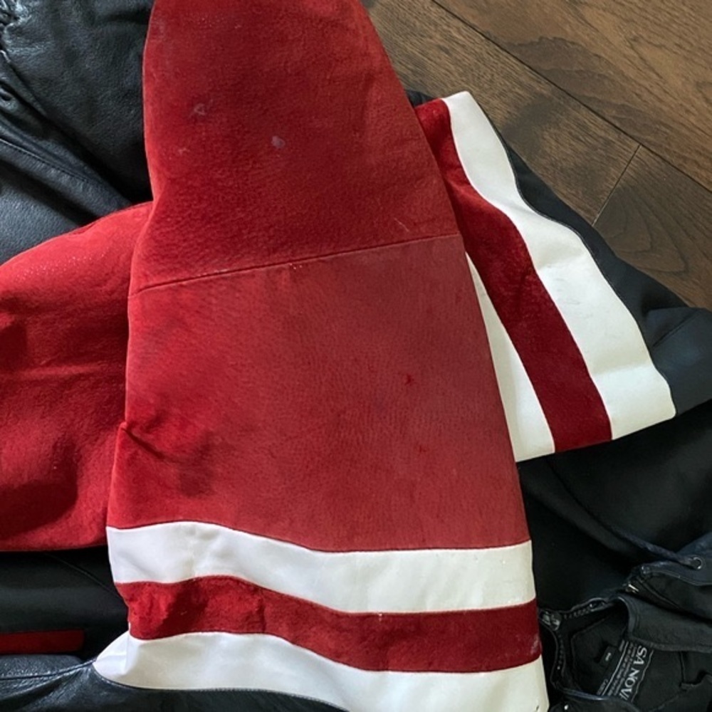 Cosa Nova Vintage Canadian Leather Jacket - Picture 9 of 12